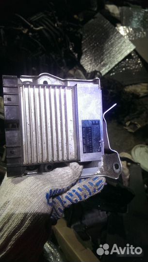 Блок управления форсунками Тойота ланд крузер 200