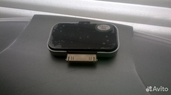 iPhone 4 и iPad (Fm трансмиттер Prolife ex-05)