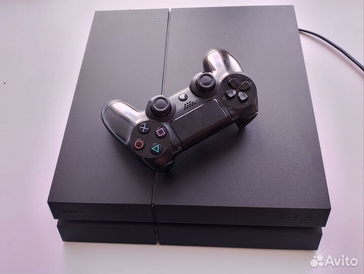 Sony PlayStation 4 на 1 тб