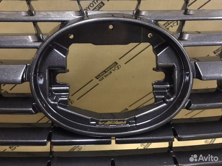 Решетка радиатора lexus nx 300 2017- 2021 год