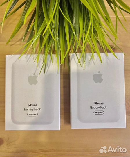 Повербанк apple