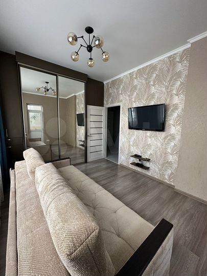 2-к. квартира, 55 м², 1/9 эт.