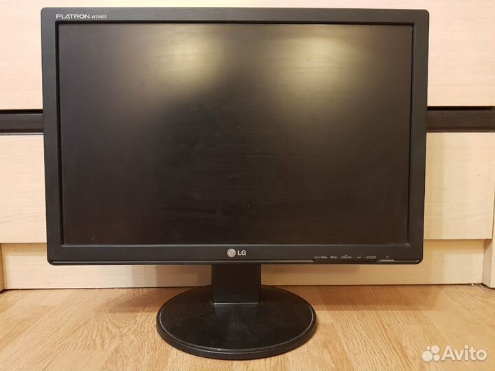 Монитор LG Flatron w1942S