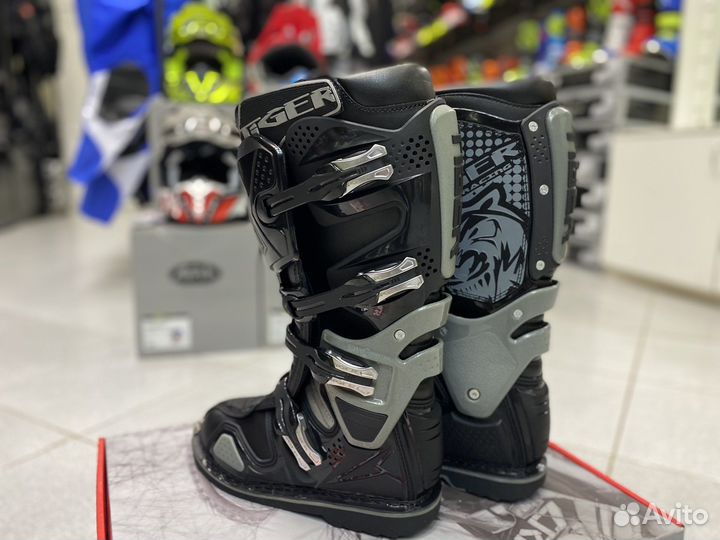 Мотоботы Tiger MX1