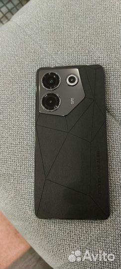 TECNO Camon 20 Pro 5G, 8/256 ГБ