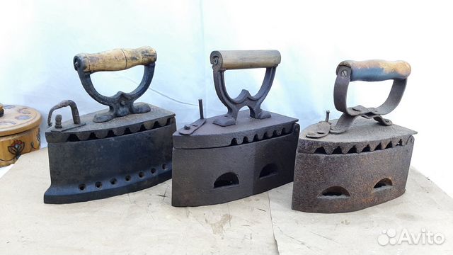 Утюг на углях для оформления интерьера