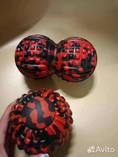 Массажный ролик с шаром для йоги