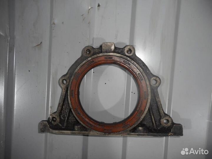 Крышка коленвала задняя ваз 2115