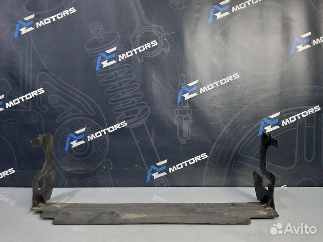 Воздуховод радиатора Chevrolet Trailblazer GMT360