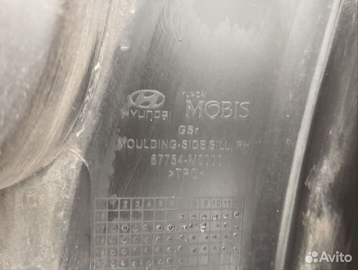 Накладка порога правая Hyundai Creta 1