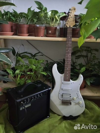 Электрогитара Yamaha Pacifica 012 комбо yamaha K/T