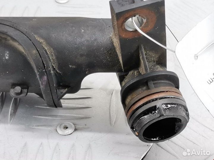 Маслозаливная горловина Ford Focus 2 2008