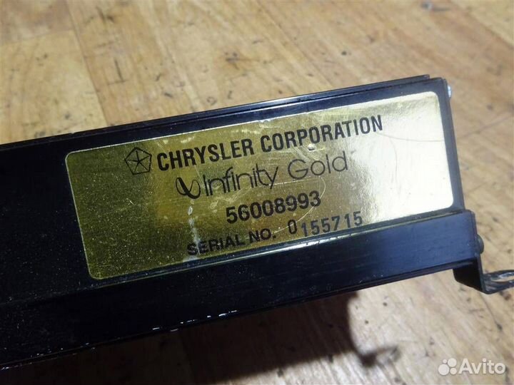 Усилитель акустической системы Jeep Grand Cheroke