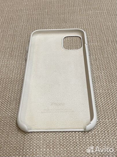Чехол на iPhone 11
