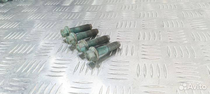 Болт крепления задней ступицы Мazda мазда 6 GJ