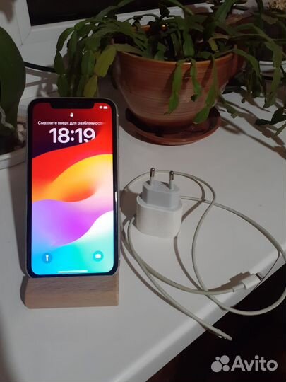 iPhone Xr, 64 ГБ