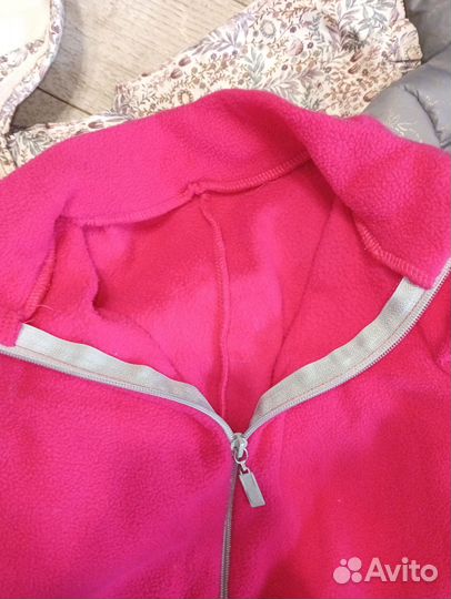 Куртки и комбинезон для девочки