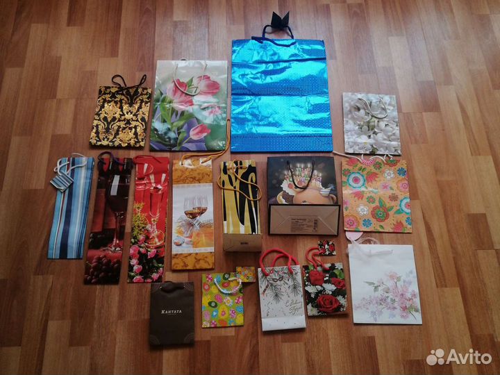 Подарочные пакеты