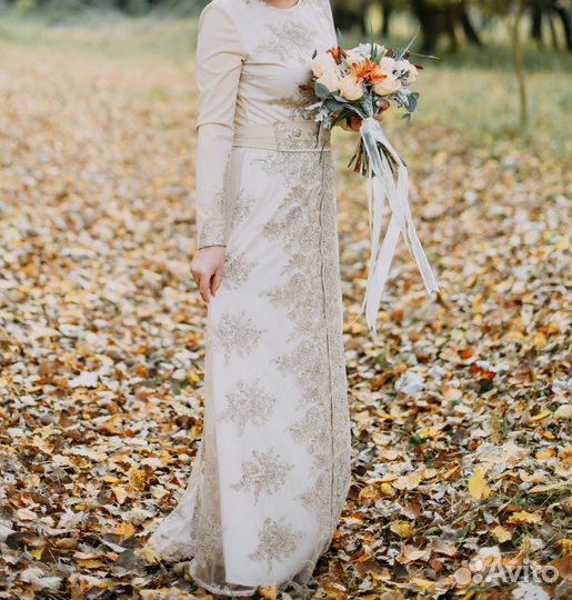 Свадебное платье