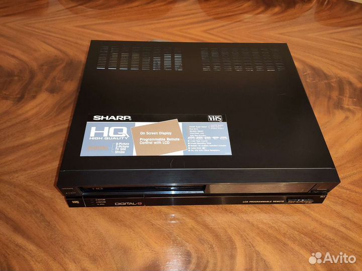 Винтажный видеомагнитофон sharp VC-D801S