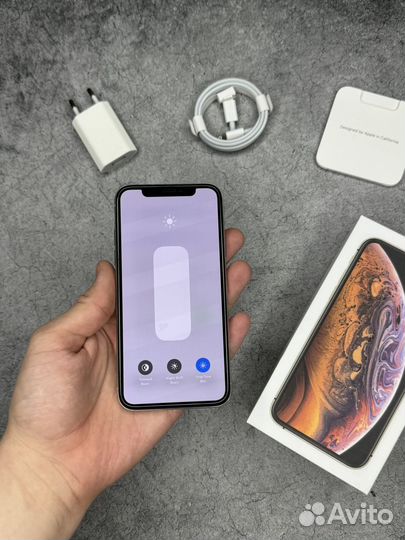 iPhone X, 64 ГБ