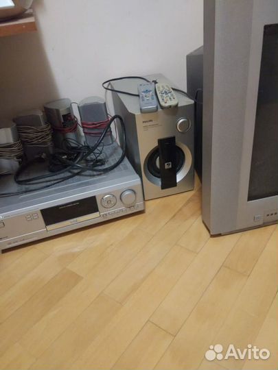 DVD - CD проигрыватель Philips