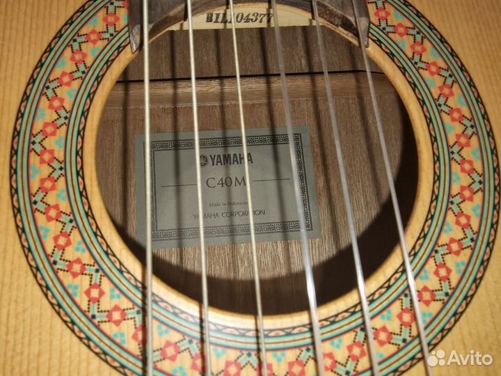 Гитара yamaha C40M