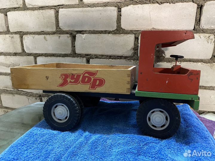 Детский автомобильгрузовик Зубр