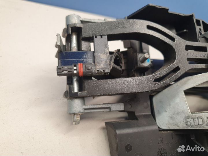 Ручка двери нaружная задняя правая BMW 7 F01 F02 2008-2015