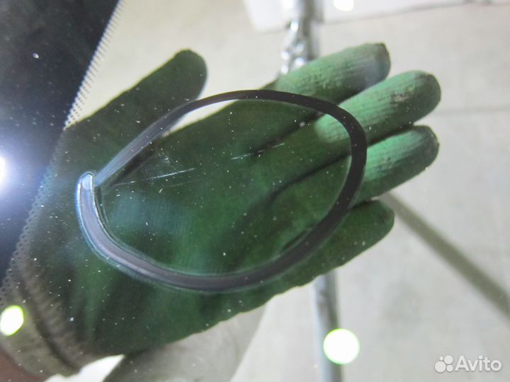 Стекло лобовое Mercedes GLK X204