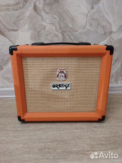 Гитарный комбоусилитель