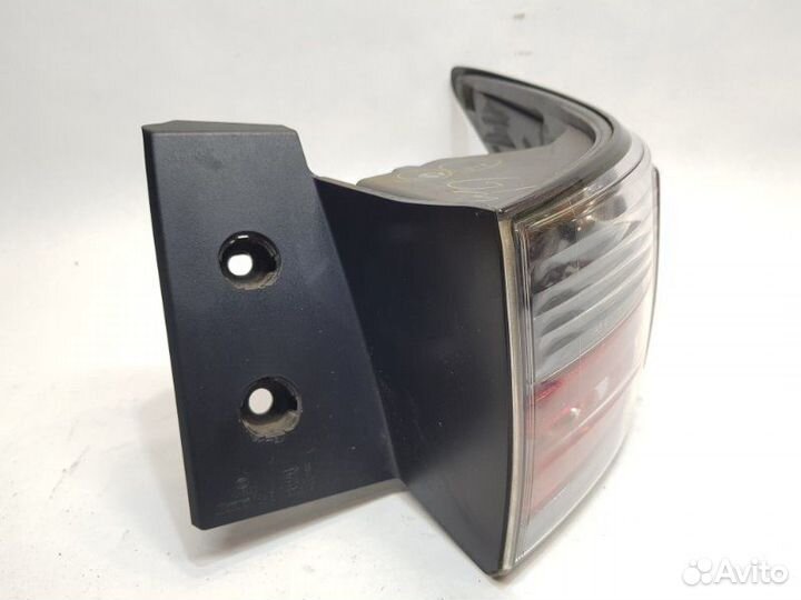 Фонарь правый Lexus Ct200H ZWA10 1.8 2ZR-FXE 2012