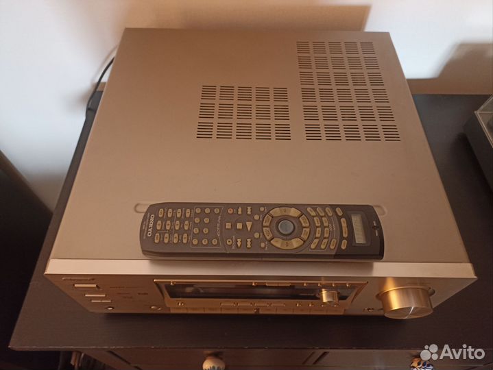 Ресивер Onkyo TX-DS787