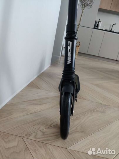 Самокат Wheelz