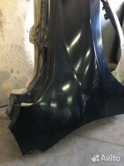 Крыло переднее правое Suzuki Grand Vitara
