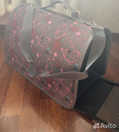 Переноска для кошек и собак