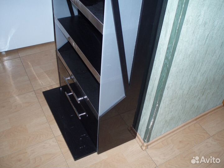 Полки стеллажи