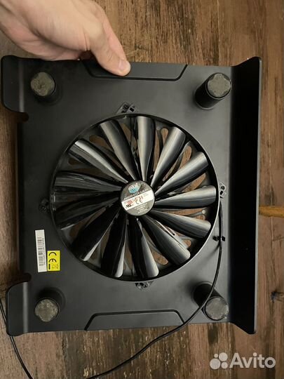 Охлаждающая подставка для ноутбука cooler master