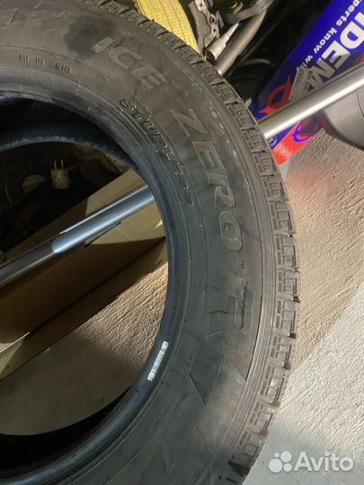 Pirelli Ice Zero FR 225/65 R17 106T