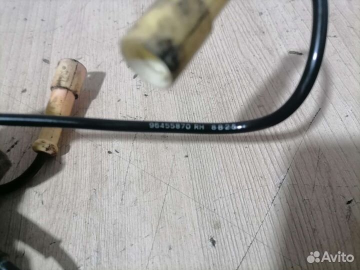 Датчик ABS передний Chevrolet Lacetti