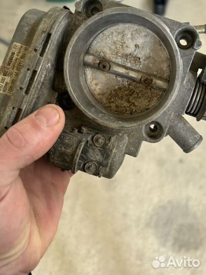 Дросельная заслонка