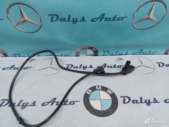 Датчик износа тормозных колодок передний правый