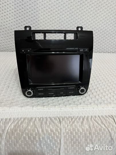 Штатная магнитола RCD-550 Volkswagen Touareg NF