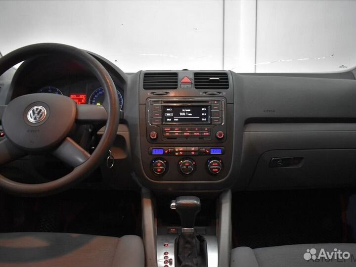 Volkswagen Golf 1.6 AT, 2004, 197 933 км