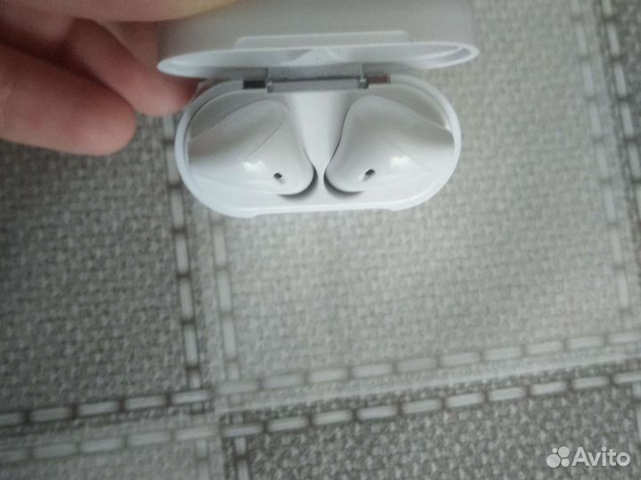 Airpods