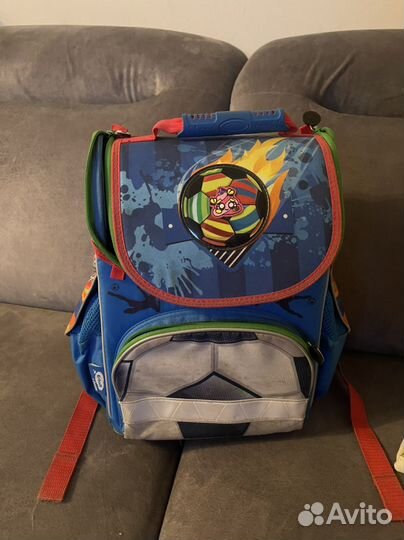 Школьный рюкзак