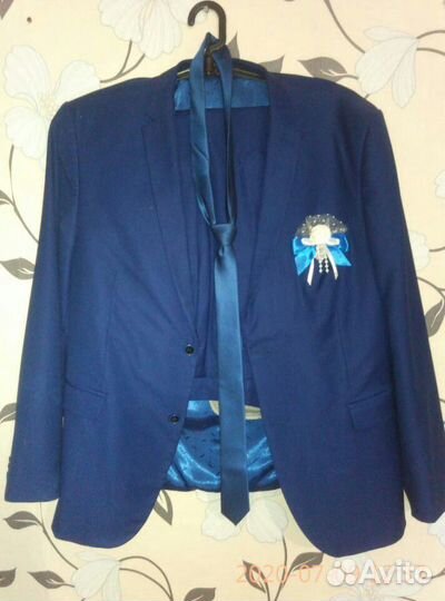 Костюм мужской