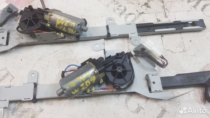 Механизм подачи ремня на Mercedes W209