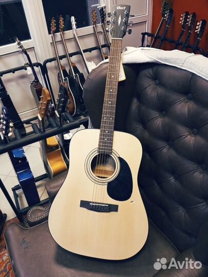 Гитары корт с дефектами