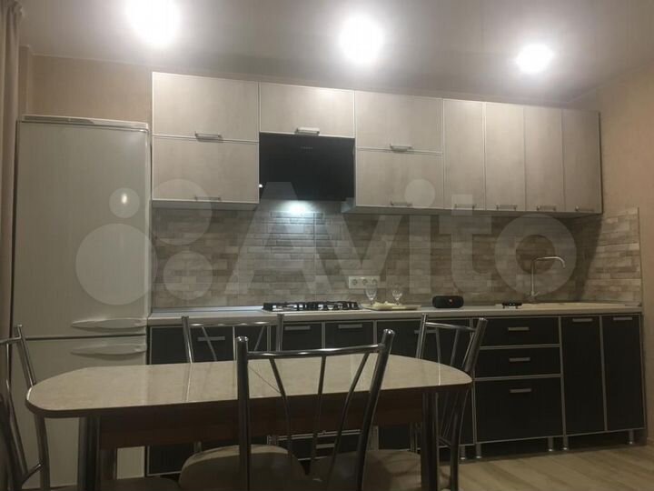 2-к. квартира, 55 м², 4/4 эт.